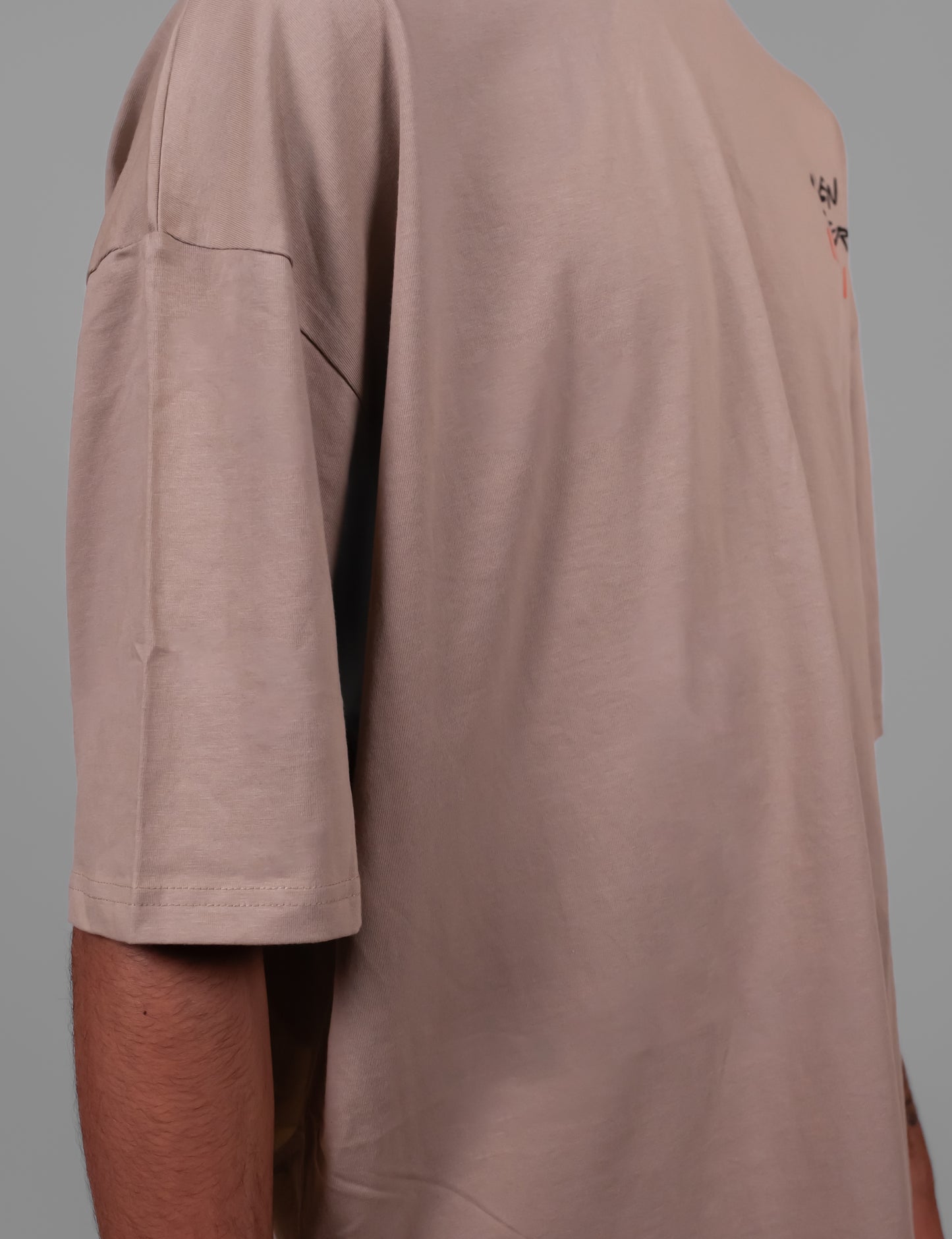 ALIEN HUNTER T-SHIRT