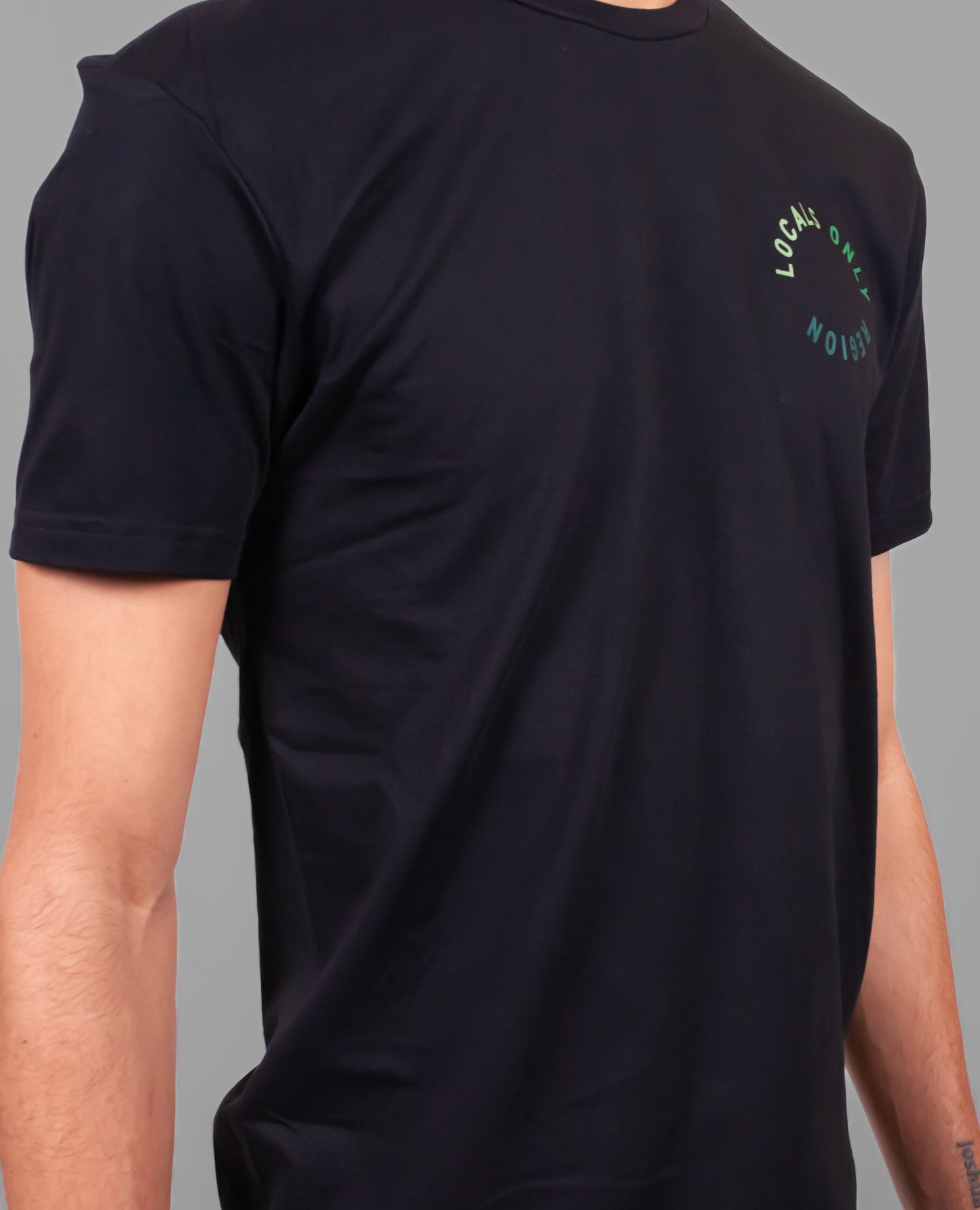 LOCALS ONLY T-SHIRT